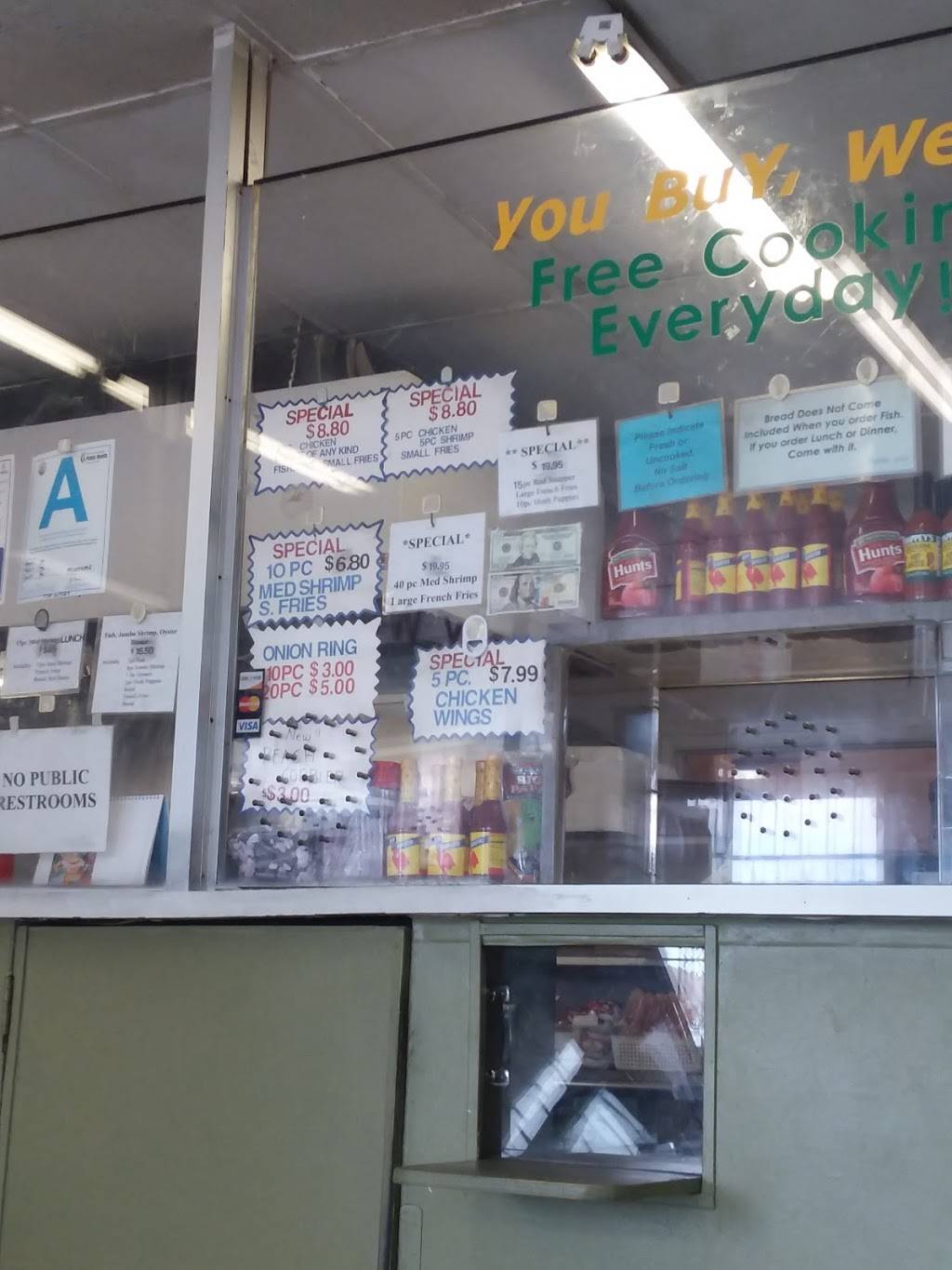 Fish Outlet | restaurant | 1703 E Alondra Blvd, Compton, CA 90221, USA | 3106378518 OR +1 310-637-8518