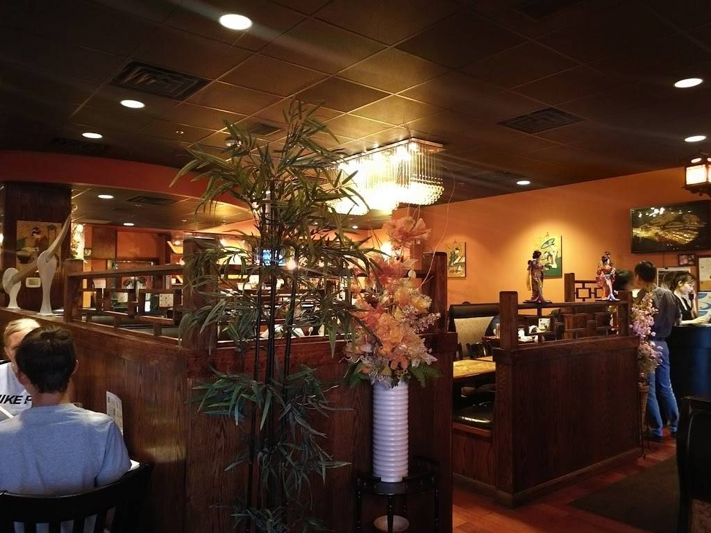 Katana Sushi Bar | restaurant | 1311 S Main St #302, Mt Airy, MD 21771, USA | 3018299333 OR +1 301-829-9333