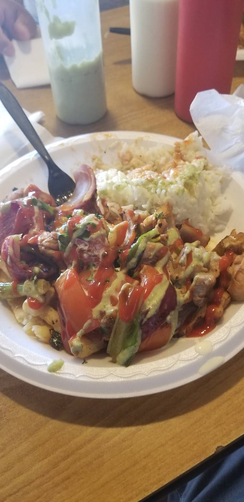 Lolas Chicken | restaurant | 14851 Victory Blvd, Van Nuys, CA 91411, USA | 8189882181 OR +1 818-988-2181