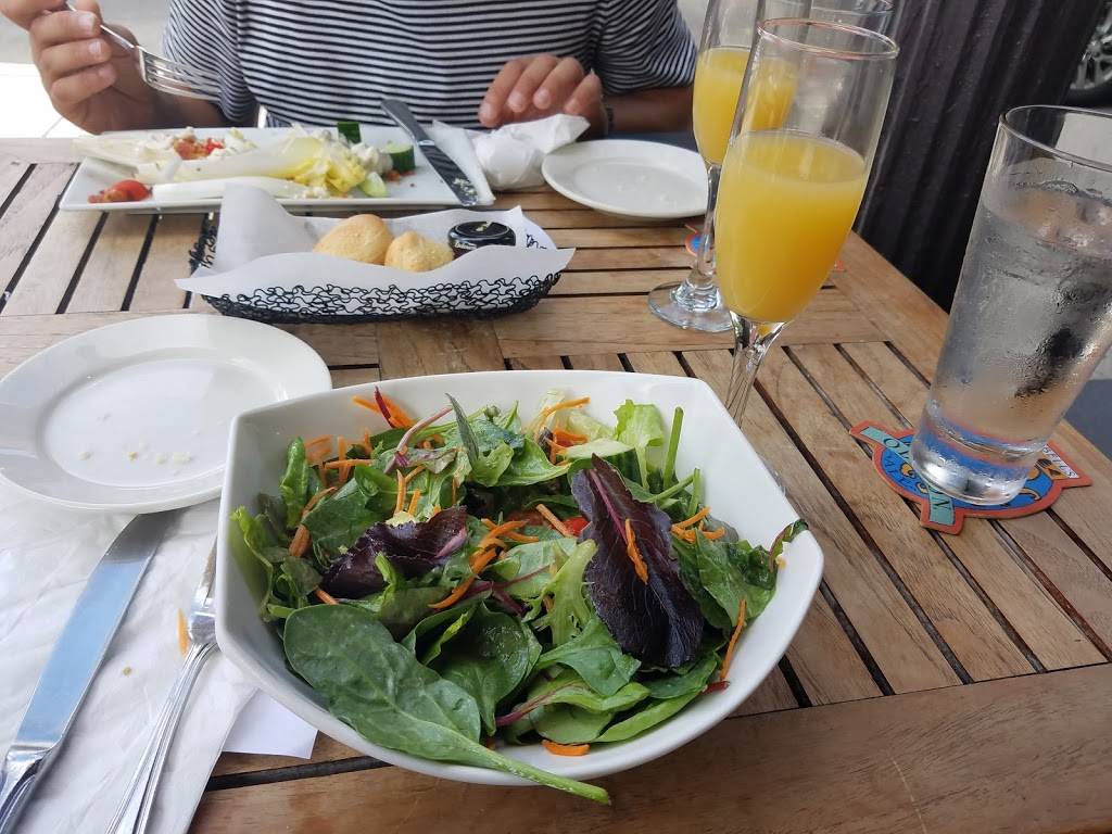 The Brass Rail | restaurant | 135 Washington St, Hoboken, NJ 07030, USA | 2016597074 OR +1 201-659-7074