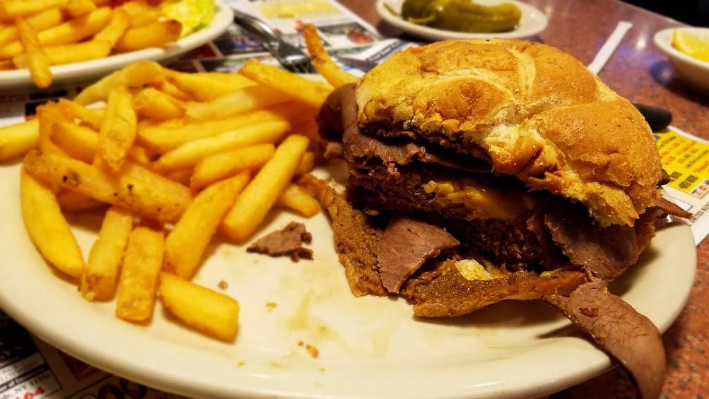 Holbrook Diner | restaurant | 980 Main St, Holbrook, NY 11741, USA | 6314717744 OR +1 631-471-7744