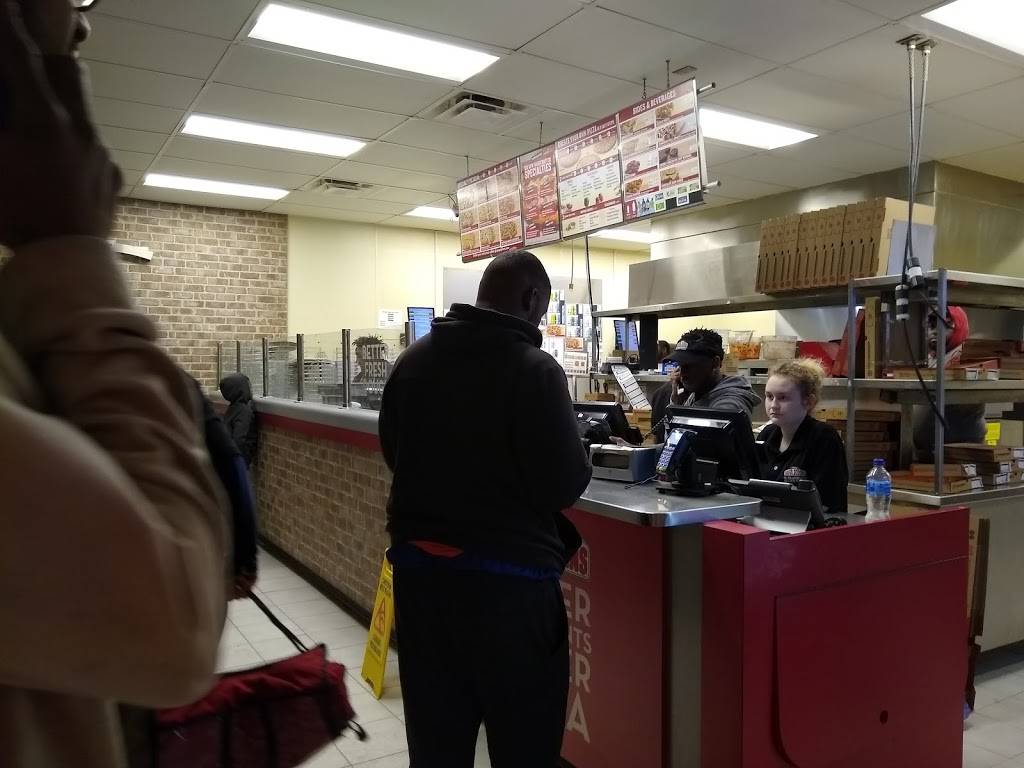 Papa Johns Pizza | restaurant | 3604 Gallatin Pike, Nashville, TN 37216, USA | 6152288000 OR +1 615-228-8000