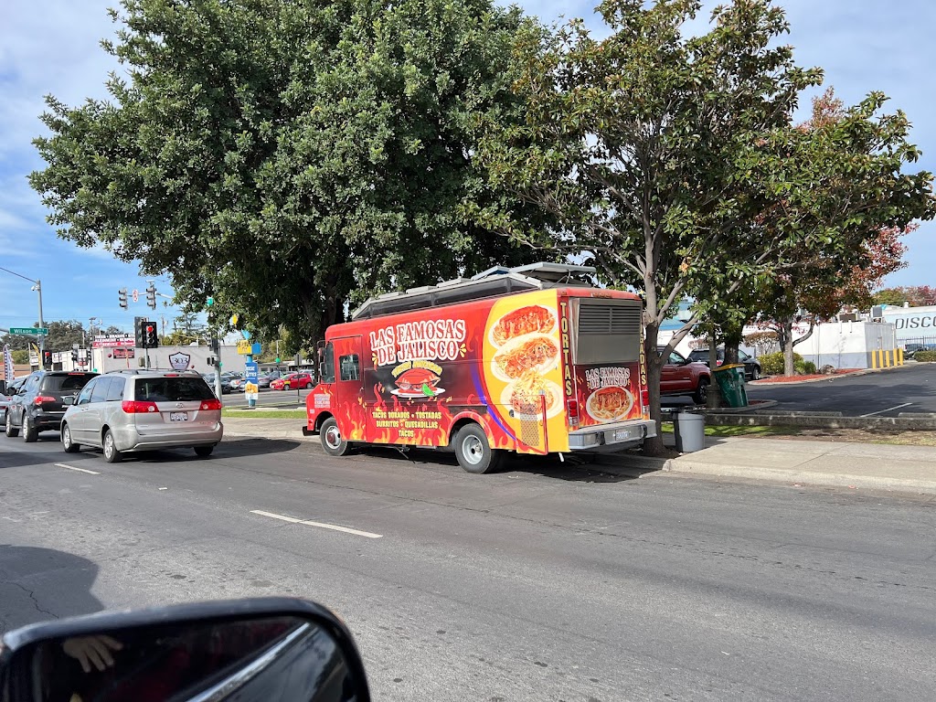 Las Famosas de Jalisco Tortas Ahogadas | restaurant | 1519 E Miner Ave, Stockton, CA 95205, USA | 2098641672 OR +1 209-864-1672