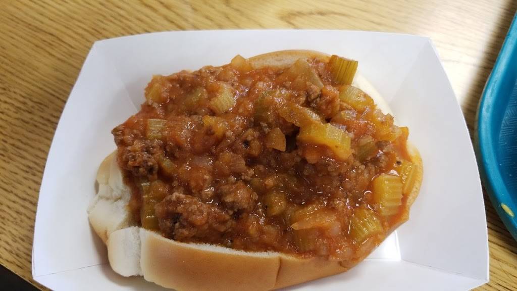 Belangers Drive-In | restaurant | 84 Upper Main St, Fairfield, ME 04937, USA | 2074532447 OR +1 207-453-2447