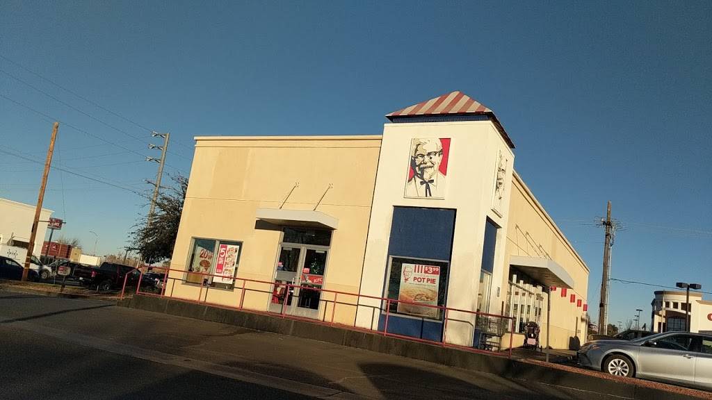 KFC | restaurant | 43559 10th St W, Lancaster, CA 93534, USA | 6619488175 OR +1 661-948-8175