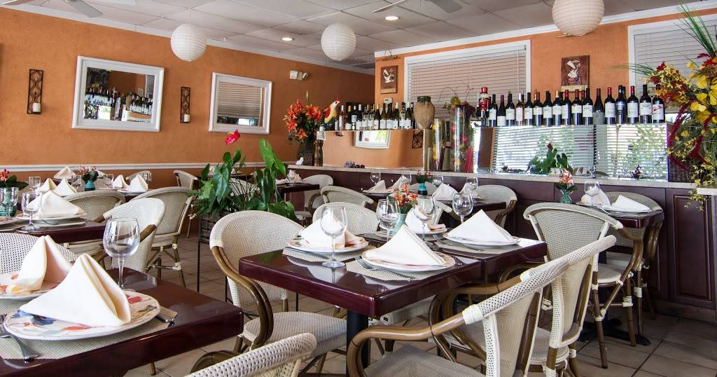 Restaurant Bonjour | restaurant | 2099 Pine Ridge Rd, Naples, FL 34109, USA | 2395662275 OR +1 239-566-2275