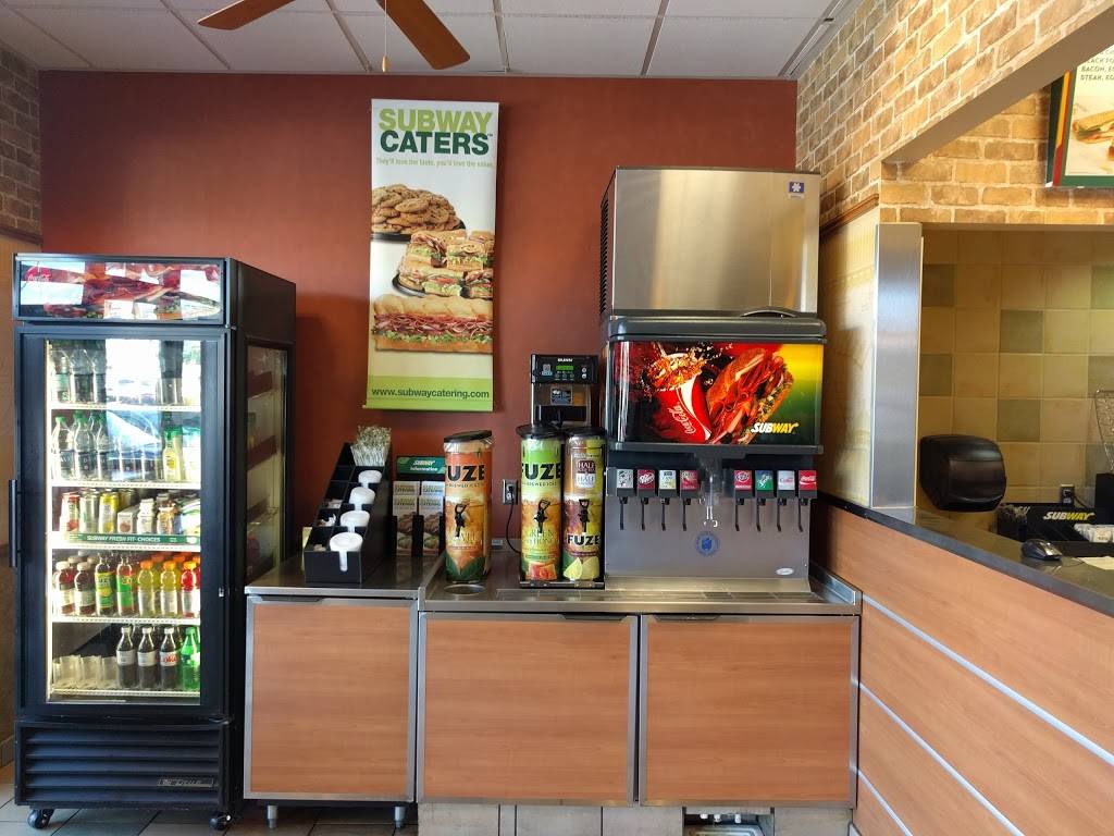 Subway | meal takeaway | 6770 N Durango Dr Suite 120, Las Vegas, NV 89149, USA | 7023963272 OR +1 702-396-3272