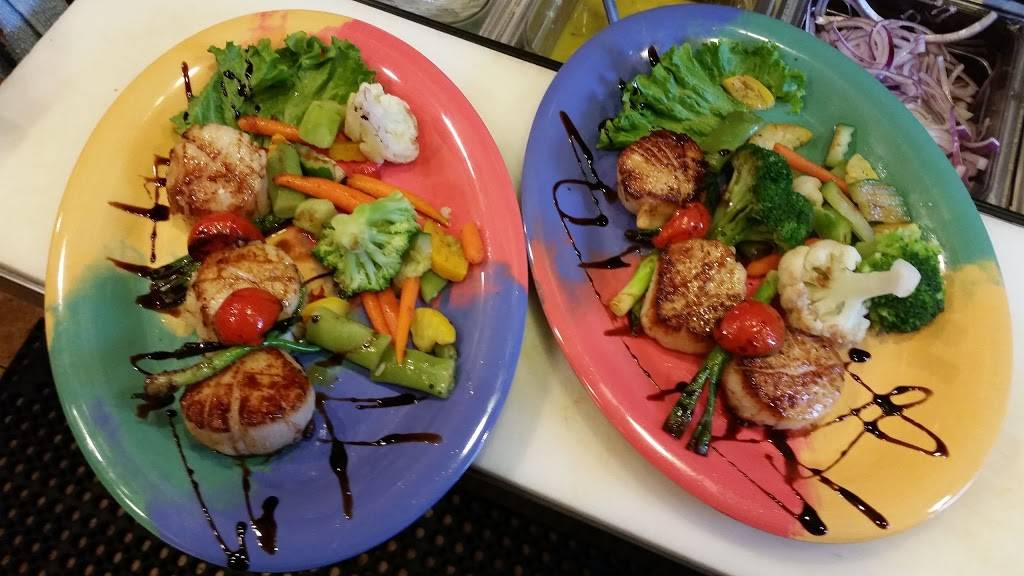 Sand Bar and Island Grill | restaurant | 9580, 3101 E Lake Shore Dr, Twin Lakes, WI 53181, USA | 2628779500 OR +1 262-877-9500