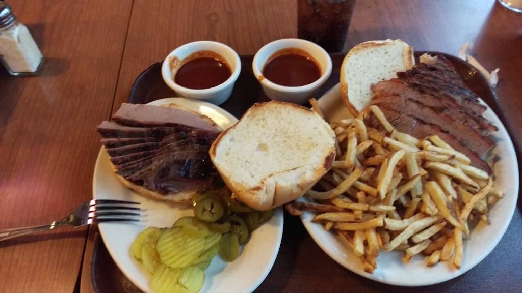 Old Hickory Inn Barbecue | restaurant | 3334 FM 1092 Rd #400, Missouri City, TX 77459, USA | 2814998904 OR +1 281-499-8904