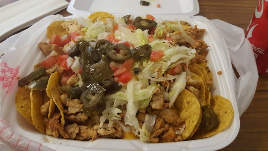 Babas Famous Steak & Lemonade | restaurant | 900 N Lake St, Aurora, IL 60506, USA | 6309660051 OR +1 630-966-0051