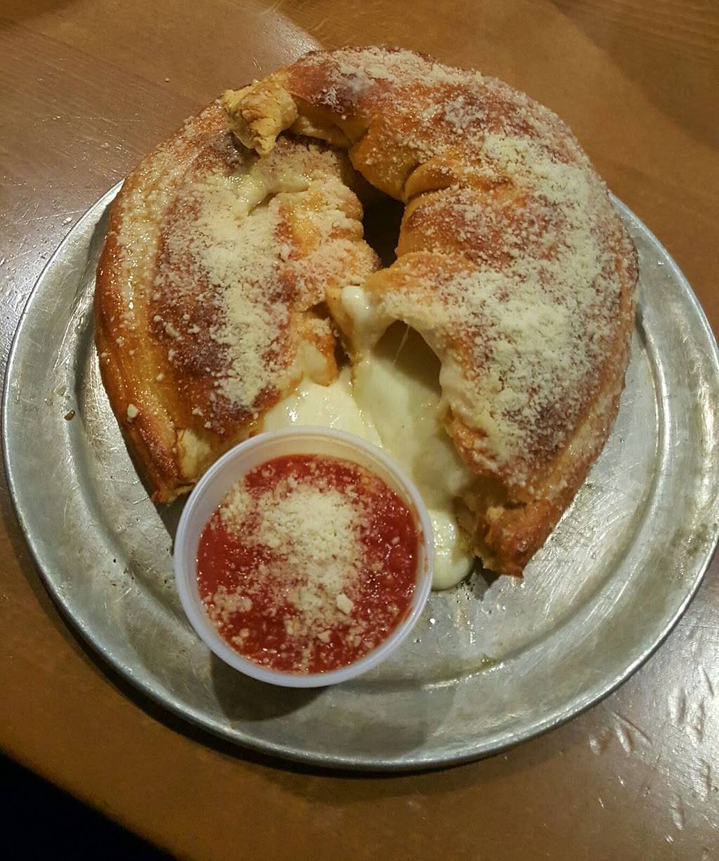 Mellow Mushroom | meal takeaway | 10725 International Dr, Orlando, FL 32821, USA | 4073519670 OR +1 407-351-9670