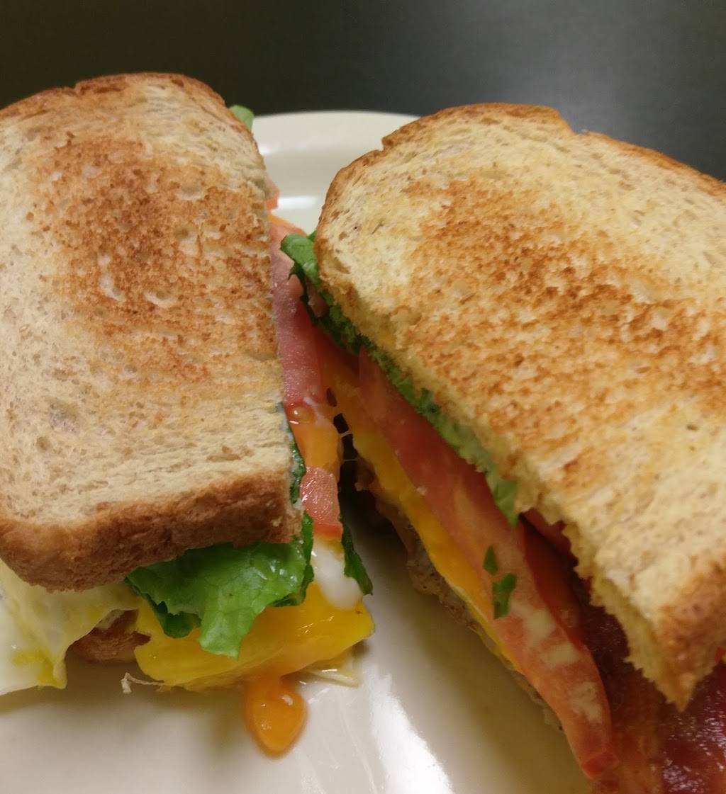 Hometown Grill | restaurant | 1931 Tamiami Trail #10, Port Charlotte, FL 33948, USA | 9416295898 OR +1 941-629-5898