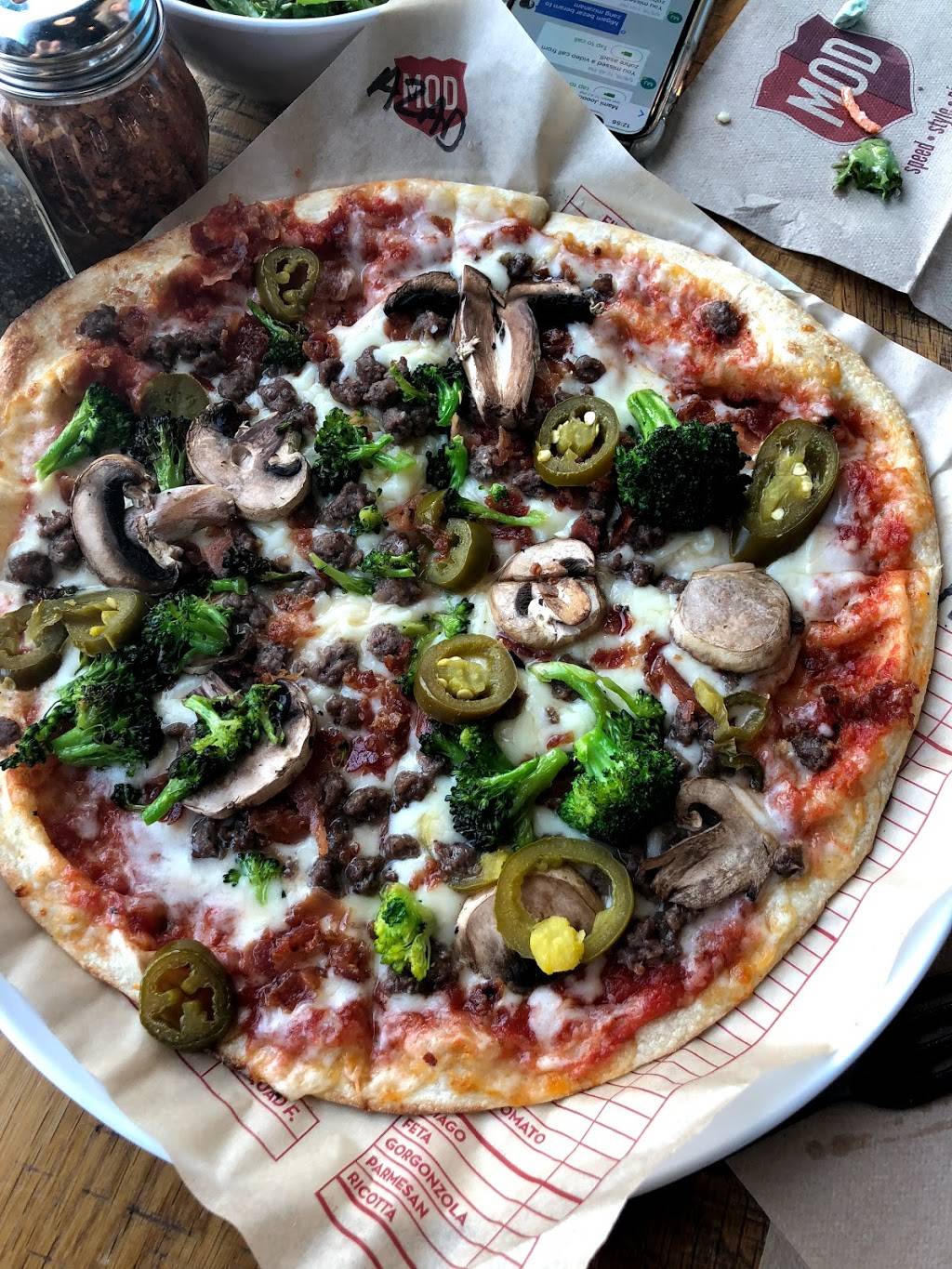 MOD Pizza | restaurant | 5130 Cherry Ave, San Jose, CA 95118, USA | 6694005744 OR +1 669-400-5744