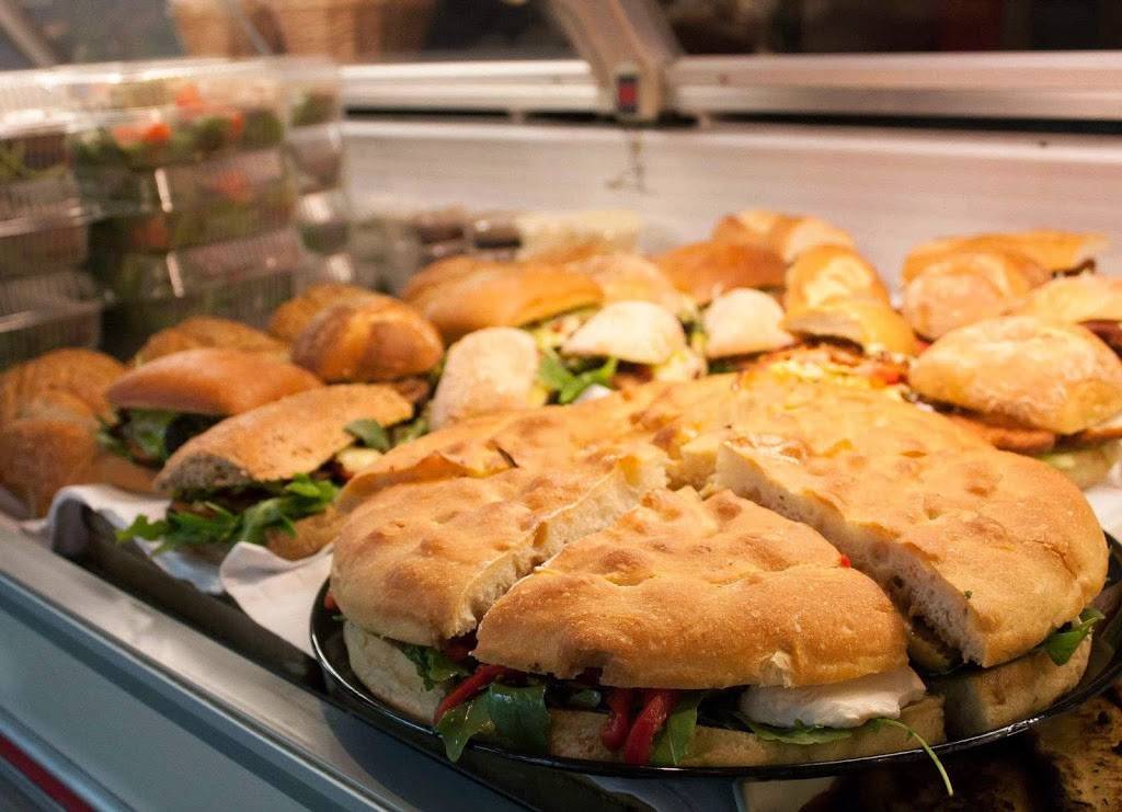 Pasta Vera | restaurant | 48 Greenwich Ave, Greenwich, CT 06830, USA | 2036619705 OR +1 203-661-9705