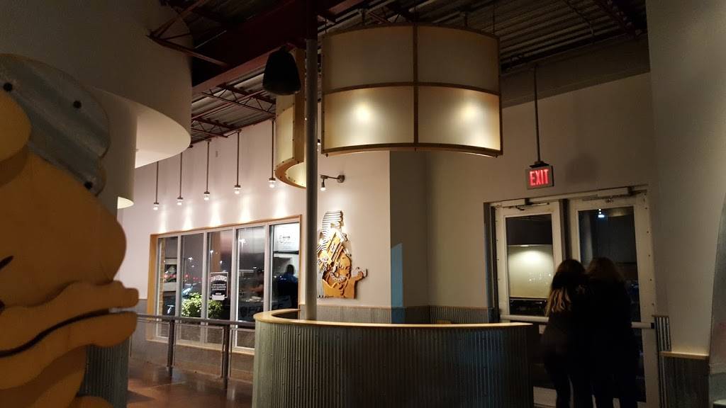 Chipotle Mexican Grill | restaurant | 8195 Golden Link Blvd, Macedonia, OH 44067, USA | 3303420465 OR +1 330-342-0465