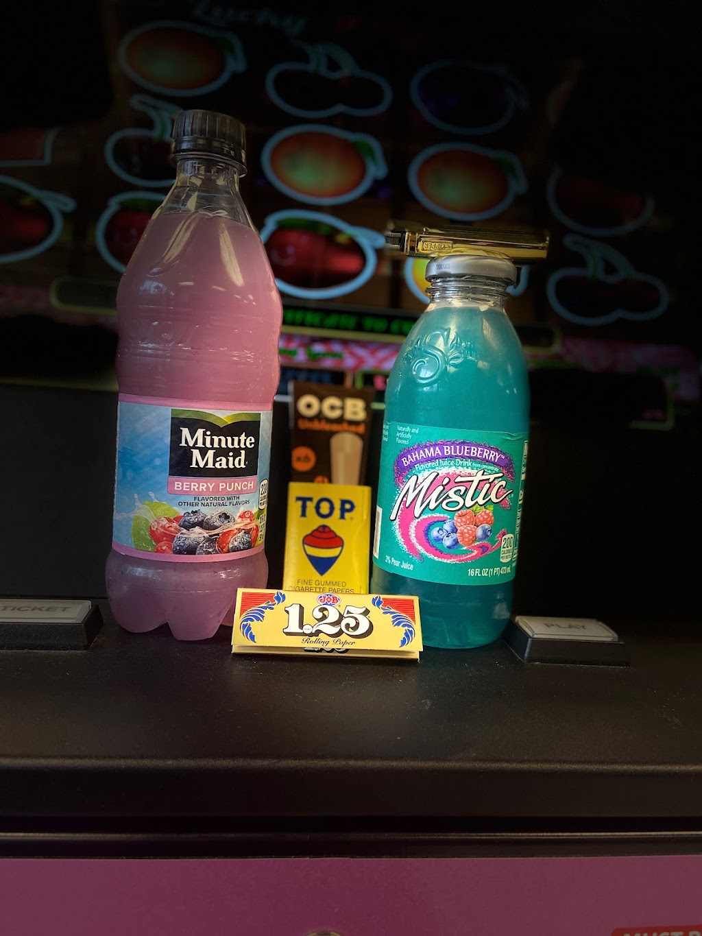 Munch Bros. | meal takeaway | 3217 W Bryn Mawr Ave suite 103, Chicago, IL 60659, USA | 7737338882 OR +1 773-733-8882