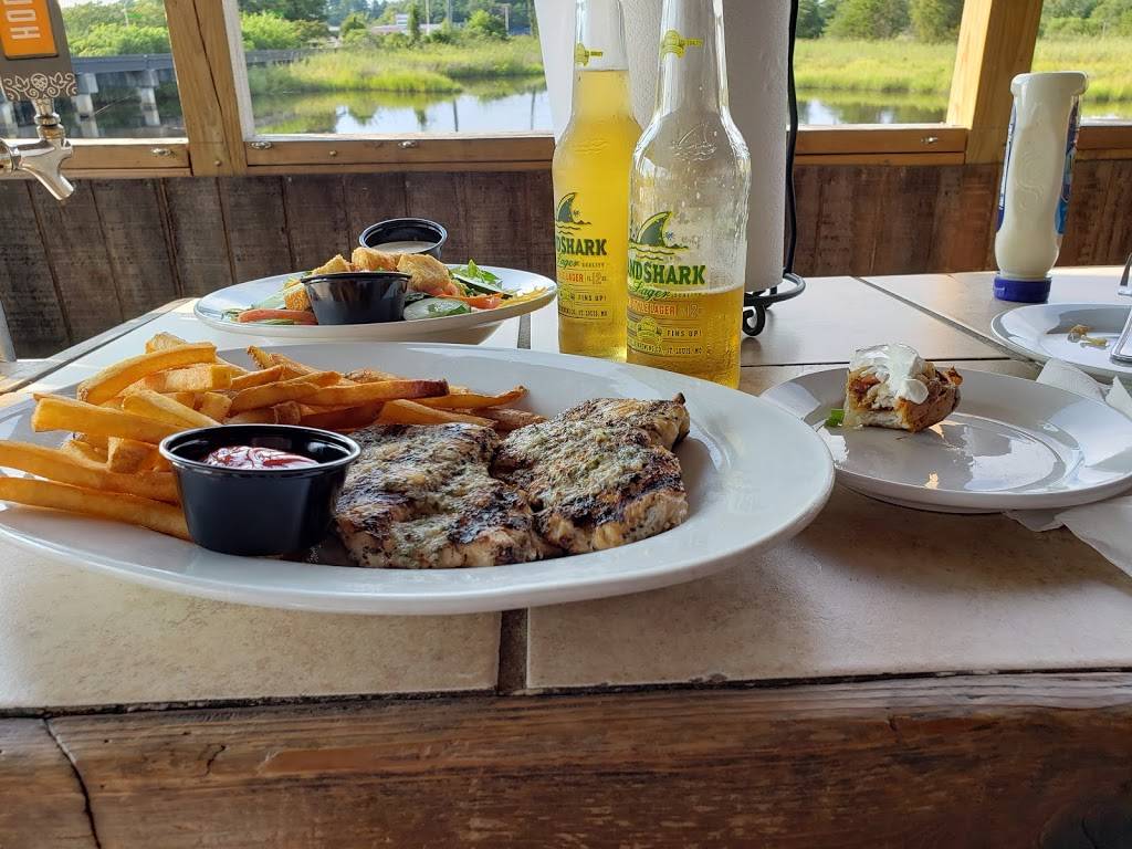 Big Woodys Bar & Grill | restaurant | 123 N Battlefield Blvd Suite H, Chesapeake, VA 23320, USA | 7574361919 OR +1 757-436-1919