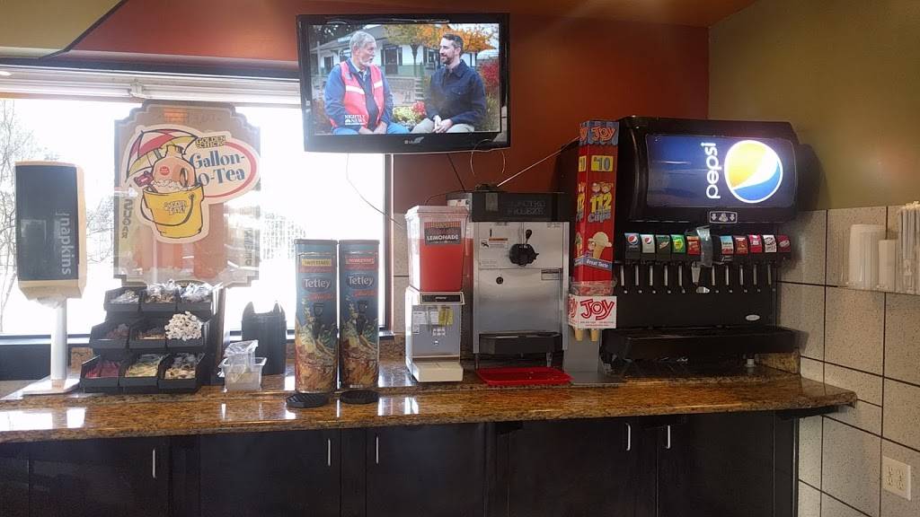 Golden Chick | meal takeaway | 14430 Marsh Ln, Dallas, TX 75234, USA | 9724069799 OR +1 972-406-9799