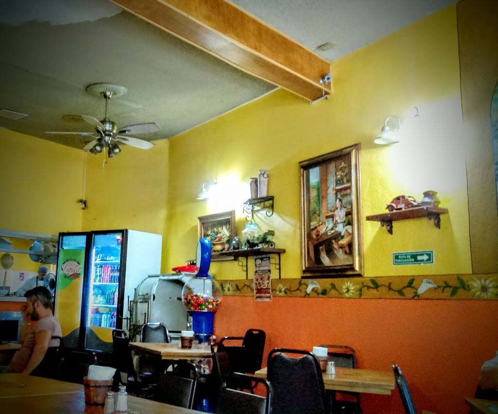Cocina De Lupita | restaurant | Av Riveroll 1424, Centro, 22800 Ensenada, B.C., Mexico | 016461753477 OR +52 646 175 3477
