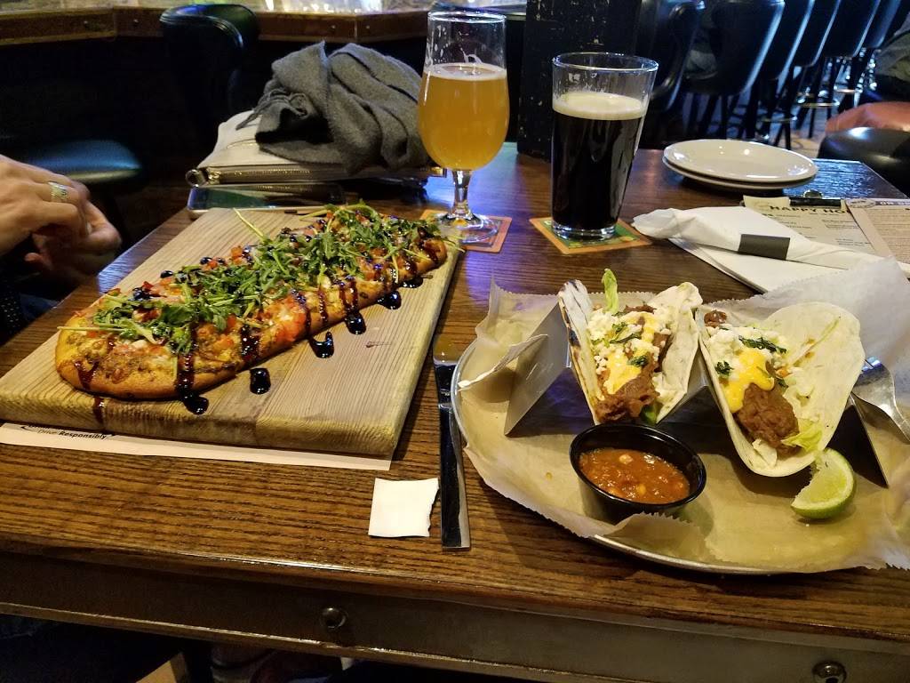 World of Beer | restaurant | 3934 Townsfair Way, Columbus, OH 43219, USA | 6144762962 OR +1 614-476-2962