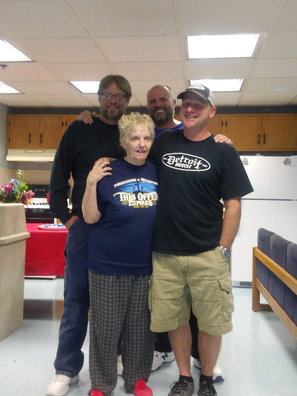 Foxs Pizza Den | restaurant | 799 3rd Ave, Freedom, PA 15042, USA | 7247097545 OR +1 724-709-7545