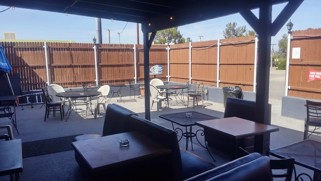 The KROW Sports Bar & Grill | restaurant | 321 S Main St, Cottonwood, AZ 86326, USA | 9286343838 OR +1 928-634-3838