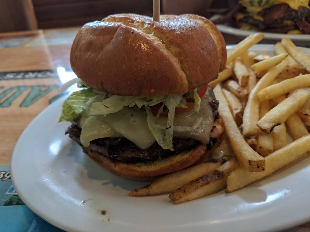 Beef O Bradys | restaurant | 20301 Grande Oak Blvd #108, Estero, FL 33928, USA | 2399494423 OR +1 239-949-4423