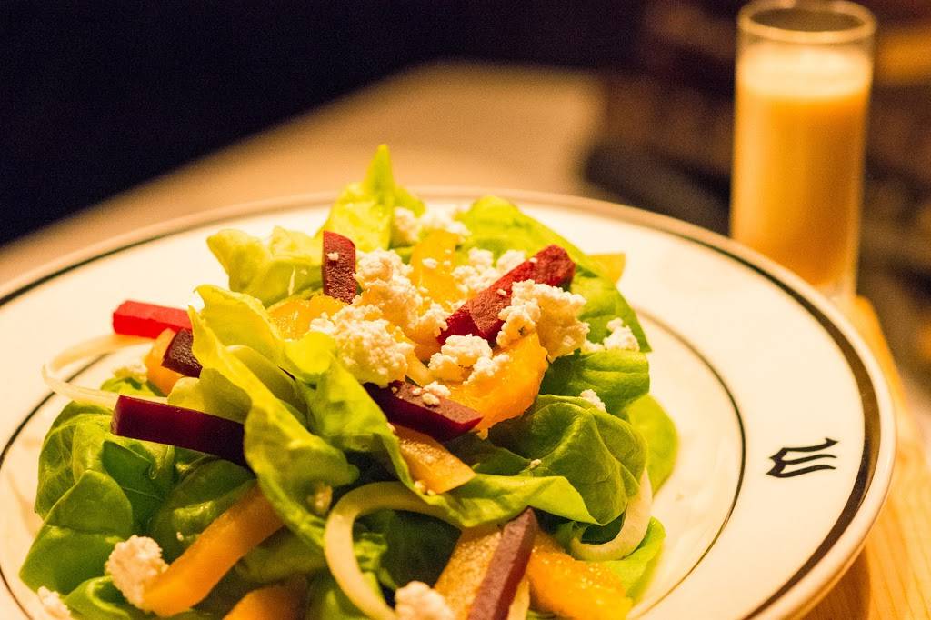 Webers Restaurant | restaurant | 3050 Jackson Rd, Ann Arbor, MI 48103, USA | 7346653636 OR +1 734-665-3636