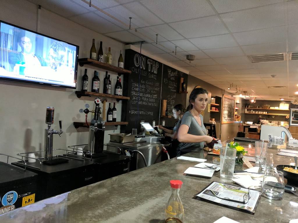 The Pour House Restaurant | restaurant | 1269 West Ave #102, Crossville, TN 38555, USA | 9314560066 OR +1 931-456-0066