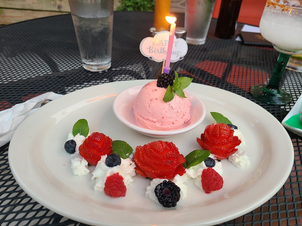 El Alebrije Mexican Restaurant & Bar | restaurant | 4114 N Kedzie Ave, Chicago, IL 60618, USA | 7736543934 OR +1 773-654-3934