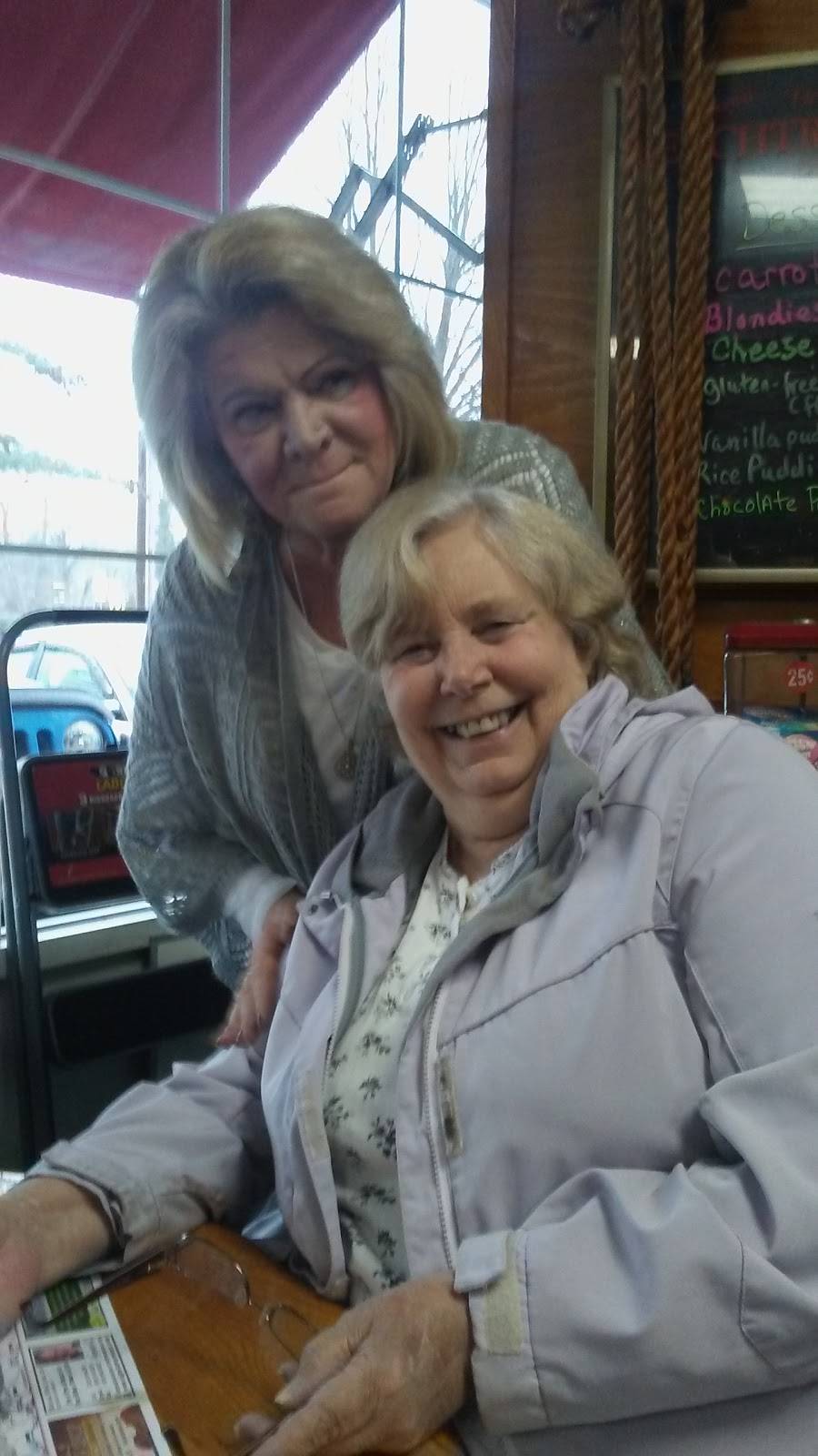 T Ks Galley | restaurant | 156 New York Ave, Huntington, NY 11743, USA | 6313518666 OR +1 631-351-8666