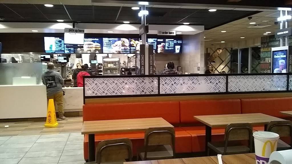 McDonalds | cafe | 151 Ridgewood Ave, Holly Hill, FL 32117, USA | 3862555527 OR +1 386-255-5527