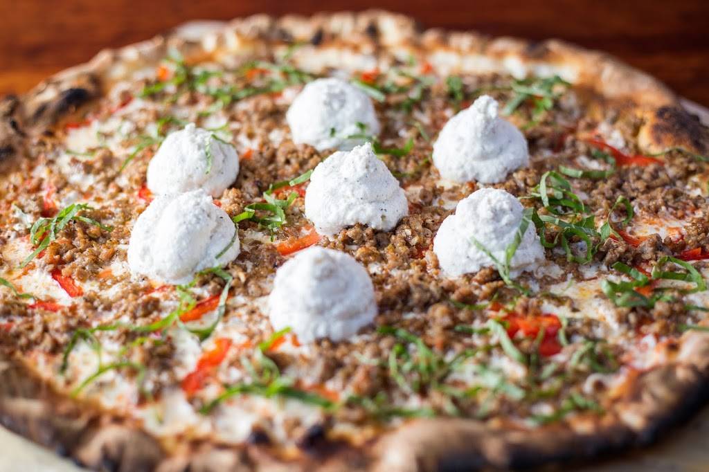 Coalfire | restaurant | 1321 W Grand Ave, Chicago, IL 60642, USA | 3122262625 OR +1 312-226-2625