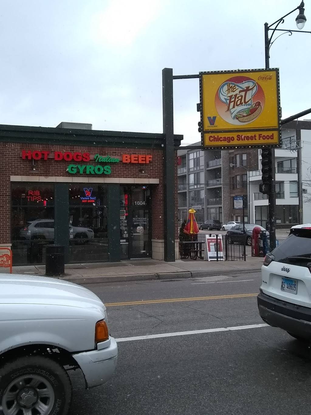 The Hat Chicago | restaurant | 1604 W North Ave, Chicago, IL 60622, USA | 7733425000 OR +1 773-342-5000