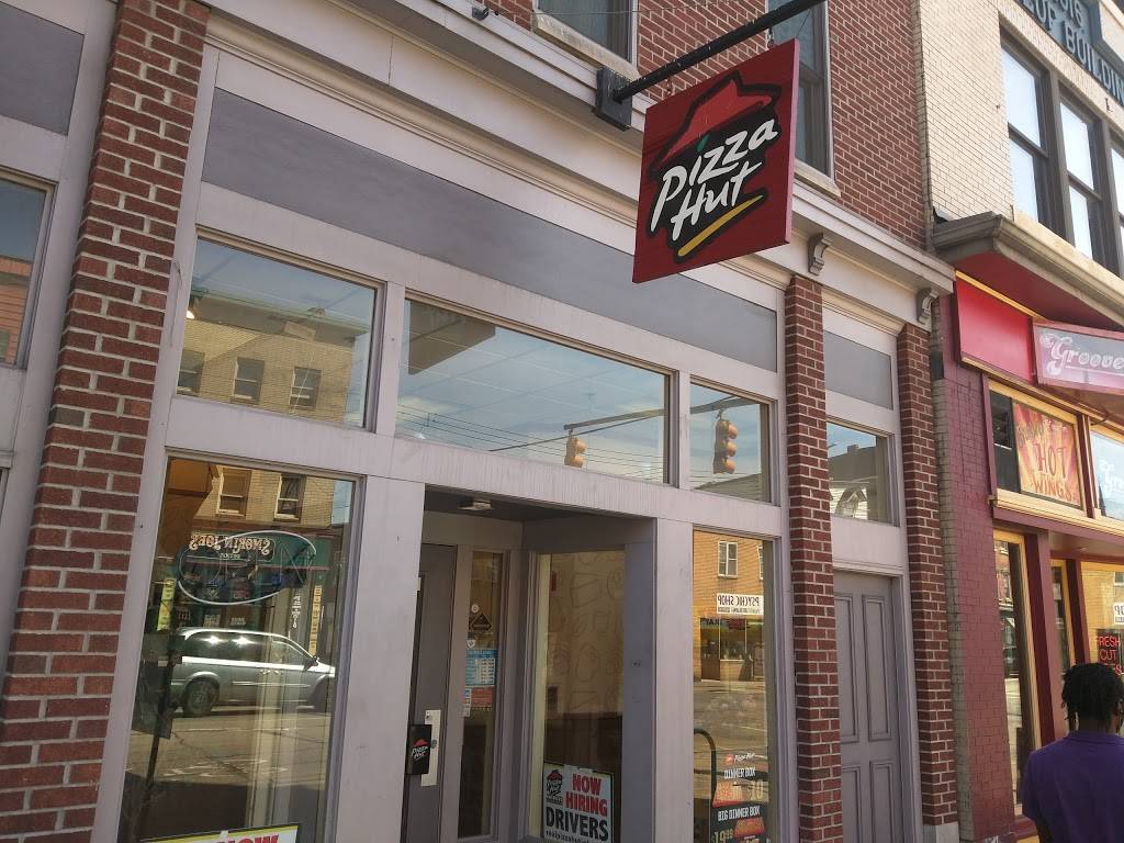 Pizza Hut | meal takeaway | 2002 E Carson St, Pittsburgh, PA 15203, USA | 4124816224 OR +1 412-481-6224