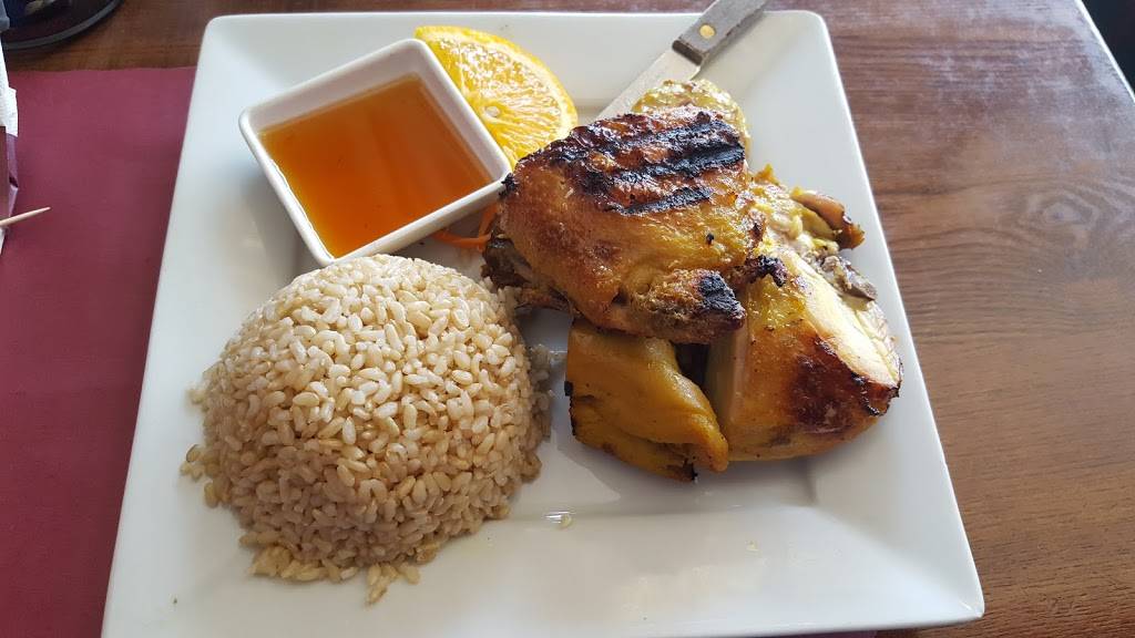 Thai on Main | restaurant | 117 Main St, Seal Beach, CA 90740, USA | 5625987030 OR +1 562-598-7030