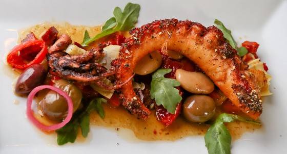 The Rusty Hook Tavern | restaurant | 125 N Riverside Dr, Pompano Beach, FL 33062, USA | 9549412499 OR +1 954-941-2499