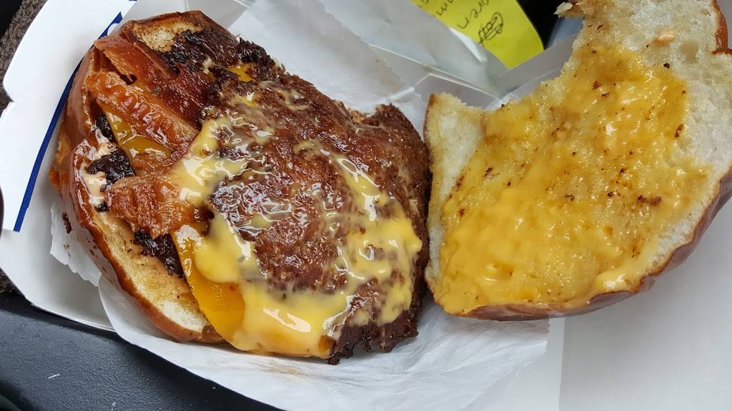 Culvers | restaurant | 1912 OH-256, Reynoldsburg, OH 43068, USA | 6148632333 OR +1 614-863-2333