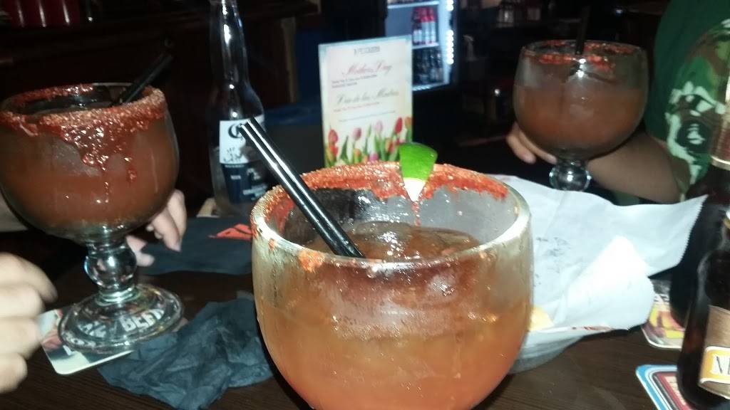 La Pescadora | restaurant | 7039 Greenleaf Ave, Whittier, CA 90602, USA | 5626984144 OR +1 562-698-4144