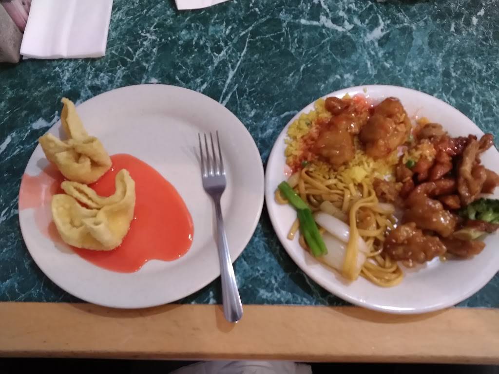 New China Super Buffet | restaurant | 617 N Belt Hwy, St Joseph, MO 64506, USA | 8162338898 OR +1 816-233-8898