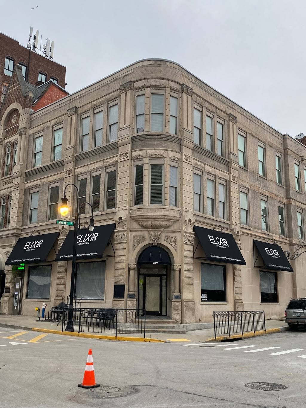 ELIXIR Downtown | restaurant | 249 W Short St, Lexington, KY 40507, USA | 8563092248 OR +1 856-309-2248