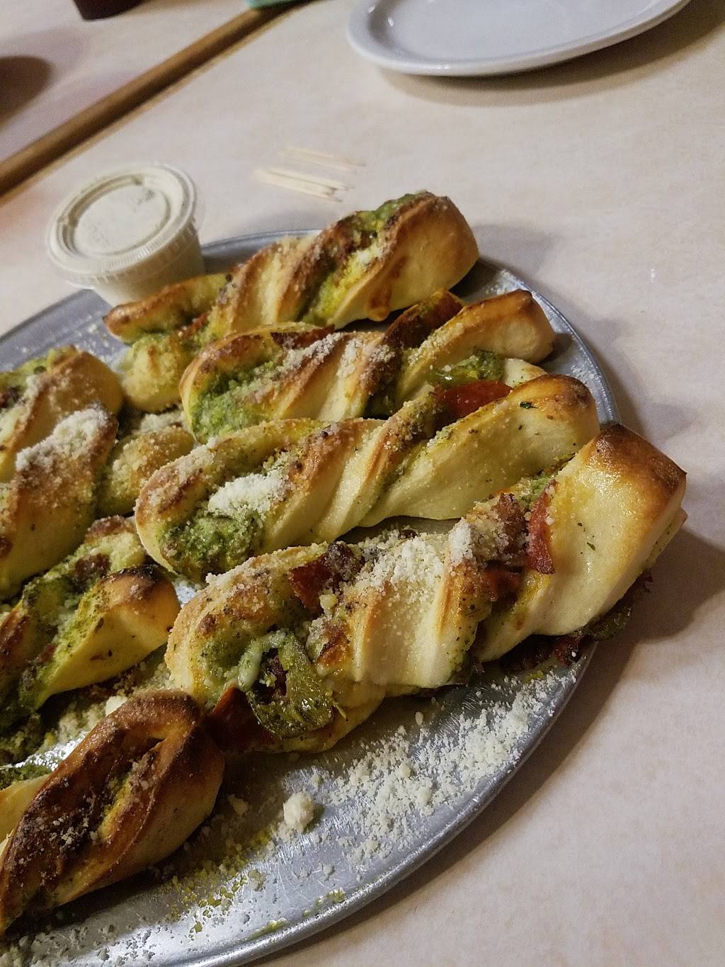 Sals Pizzeria | restaurant | 8270 Old Redwood Hwy, Cotati, CA 94931, USA | 7076648460 OR +1 707-664-8460