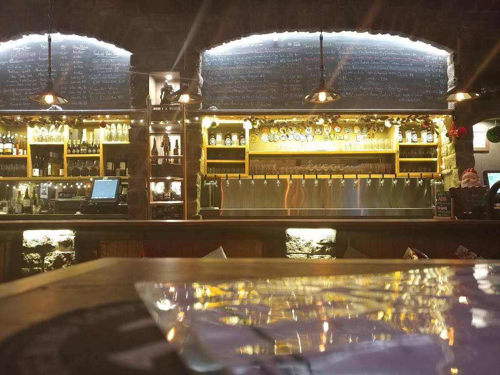 Ambulance Brew House | restaurant | 202 Main St, Nanuet, NY 10954, USA | 8455017100 OR +1 845-501-7100