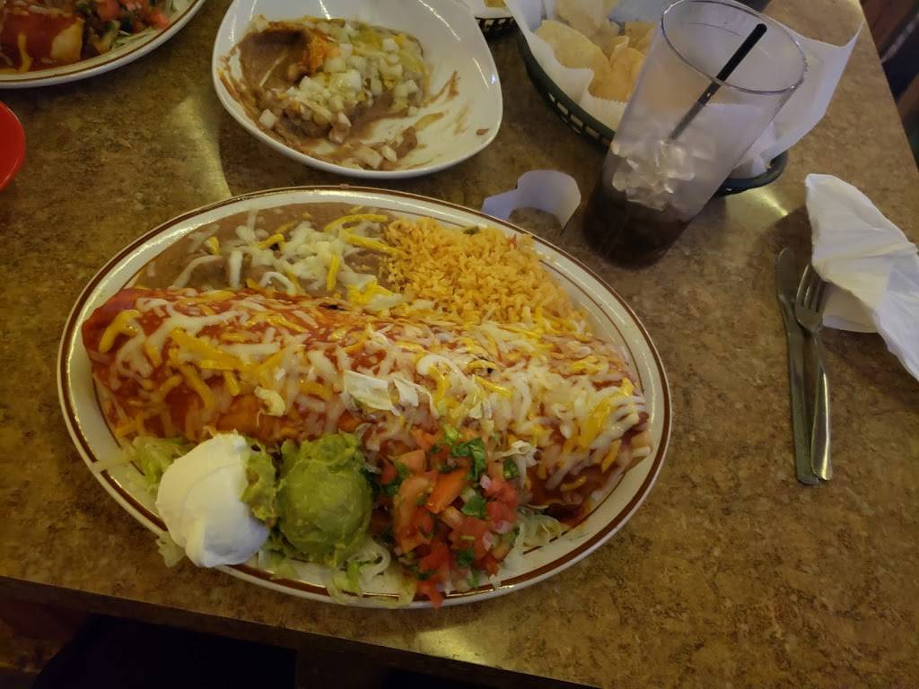 The Lyon Cantina | restaurant | 22870 Pontiac Trail, South Lyon, MI 48178, USA | 2484867000 OR +1 248-486-7000