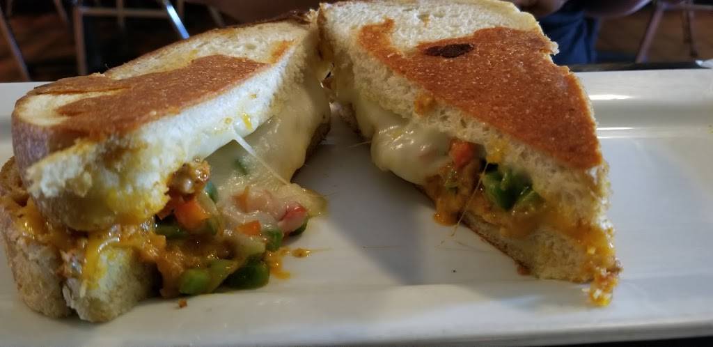 Mykes Cafe | cafe | 13171 Van Nuys Blvd, Pacoima, CA 91331, USA | 8188904815 OR +1 818-890-4815