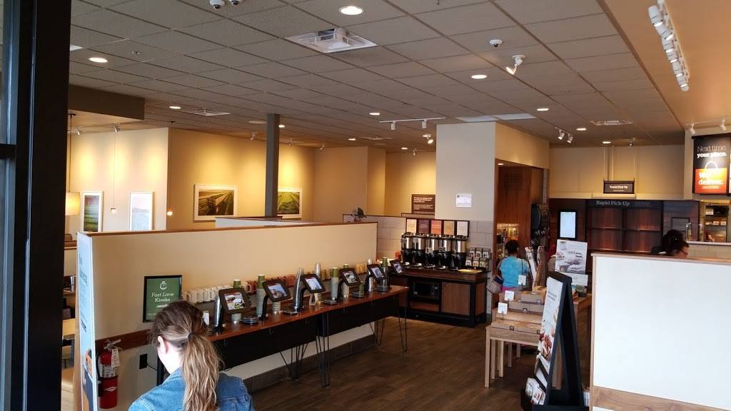 Panera Bread | bakery | 1170 W Sunset Dr, Waukesha, WI 53189, USA | 2629512009 OR +1 262-951-2009