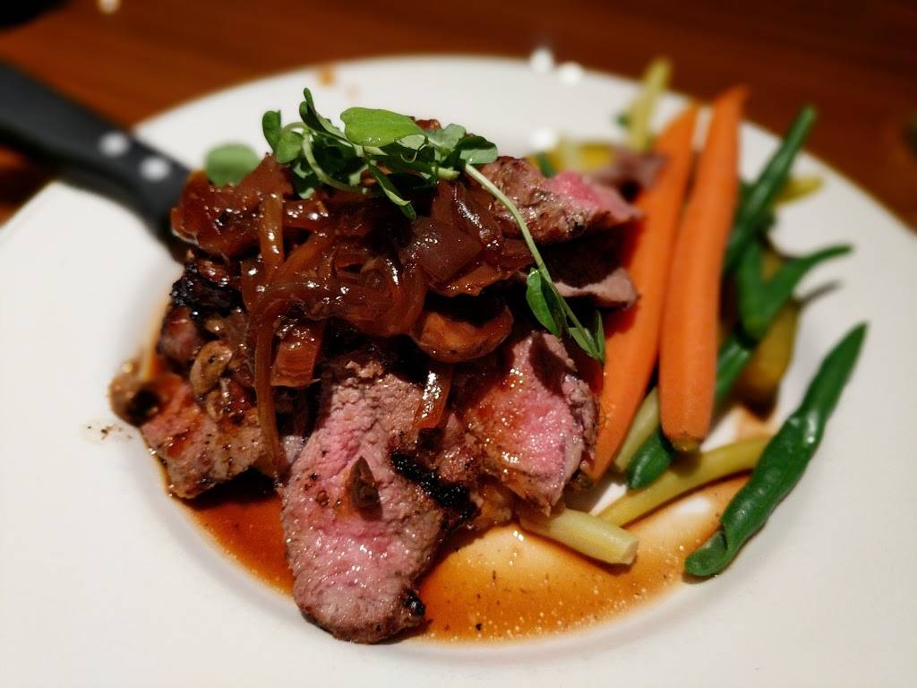 The Pickle Barrel | restaurant | 1 Yorkdale Rd, North York, ON M6A 2T9, Canada | 4167858881 OR +1 416-785-8881