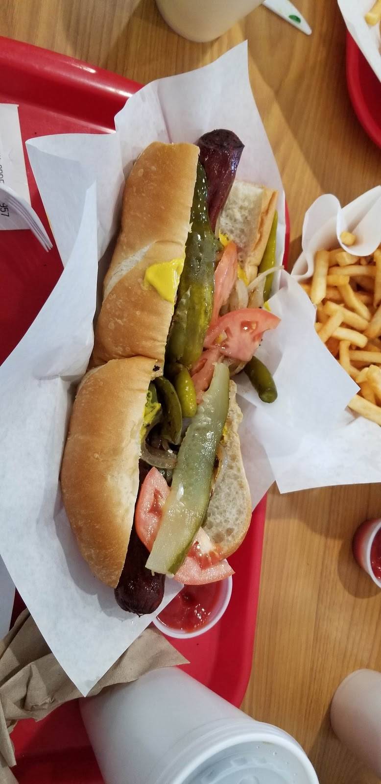 Taste of the Windy City - Green Bay | restaurant | 2259 S Oneida St, Green Bay, WI 54304, USA | 9205449462 OR +1 920-544-9462