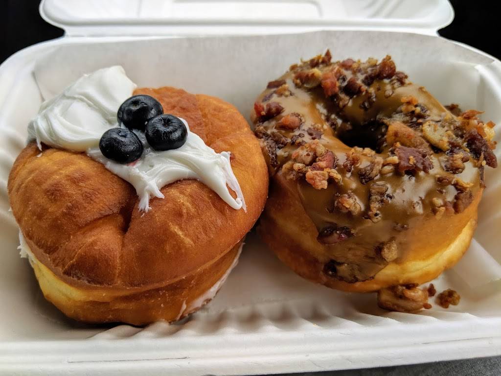 Wymans Spudnuts | bakery | 1104 US-71, Okoboji, IA 51355, USA | 7123326293 OR +1 712-332-6293