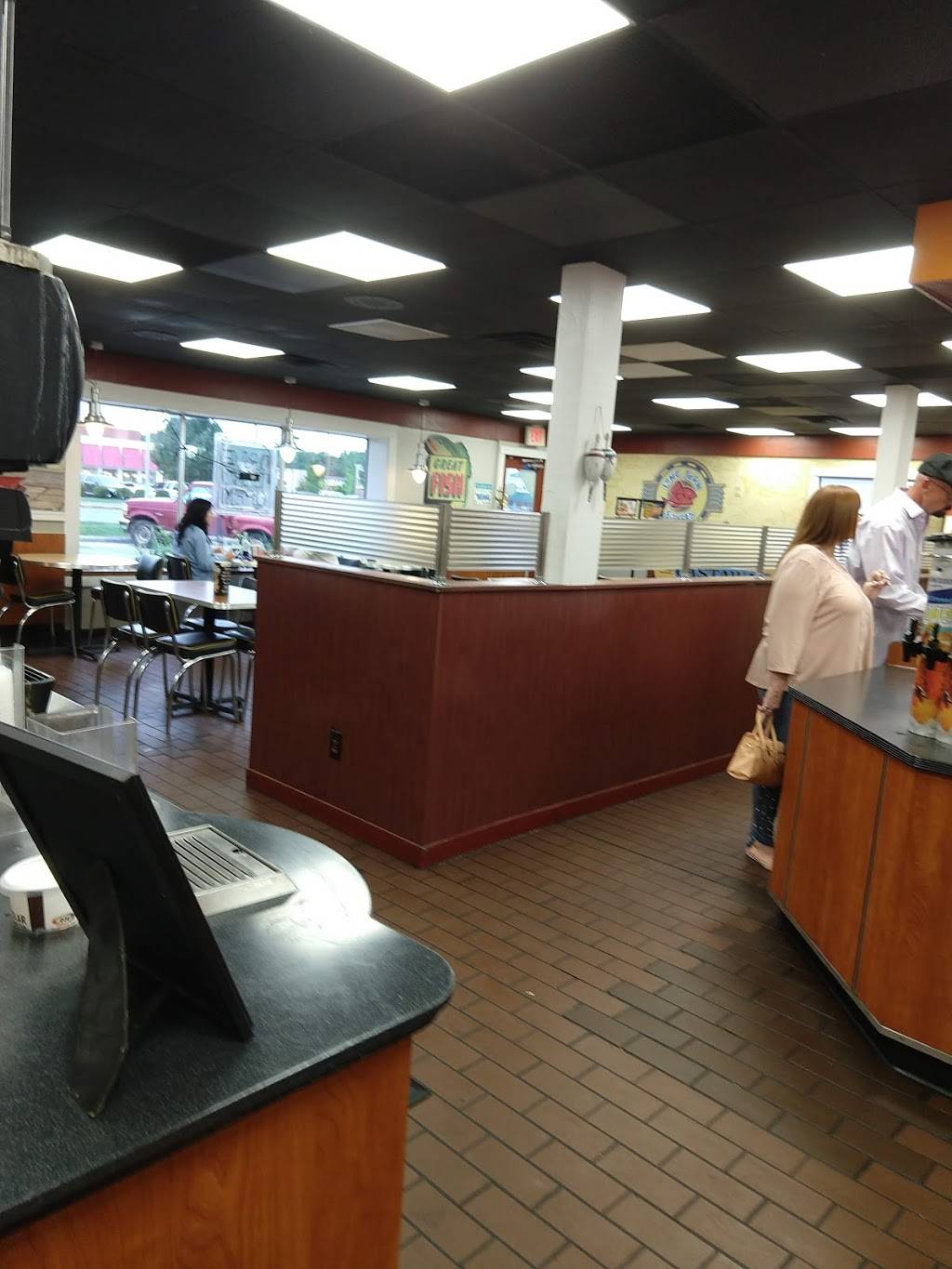 Long John Silvers | restaurant | 3707 National Rd E, Richmond, IN 47374, USA | 7659666245 OR +1 765-966-6245